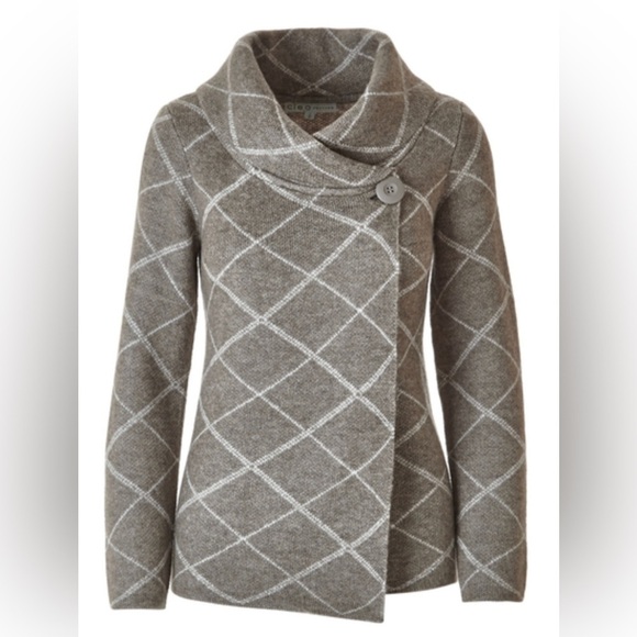 Cleo XL Petite Cozy Soft Sweater Wrap, Transition to Fall - Picture 15 of 15